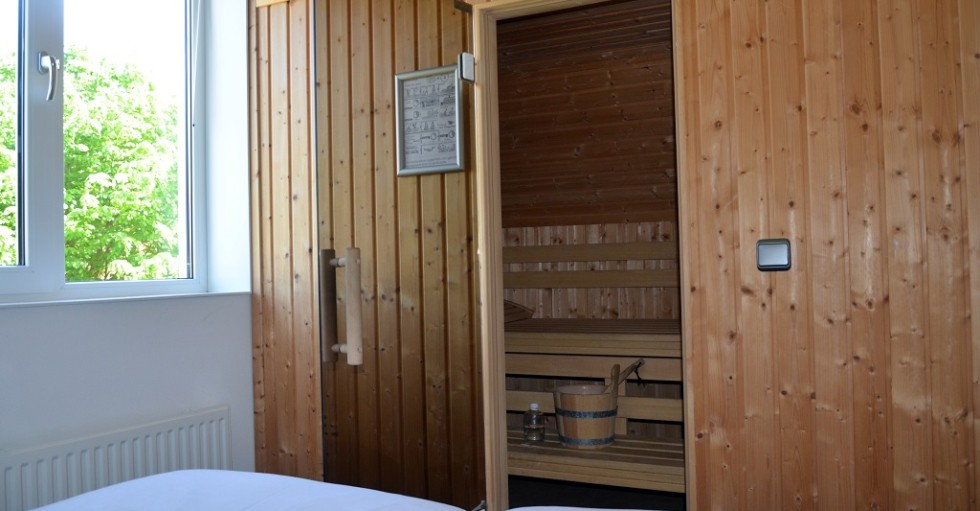 eigen ruime sauna.jpg
