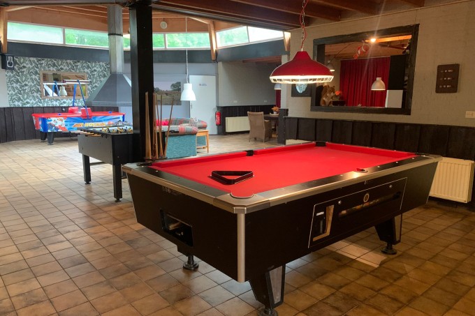 Pooltafel-Timmerholt.jpg