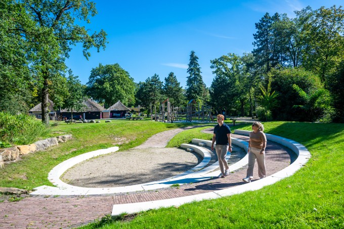 Emmen-Rensenpark2-Timmerholt.jpg