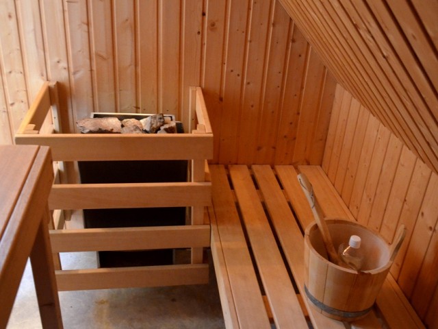 ruime eigen sauna.jpg