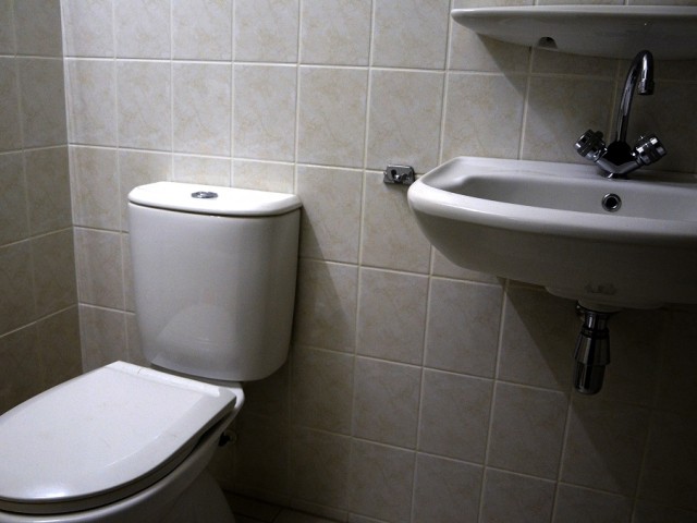 tweede badkamer op verdieping met douche.jpg