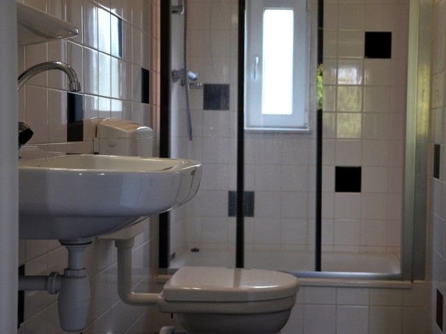 tweede badkamer op verdieping.jpg